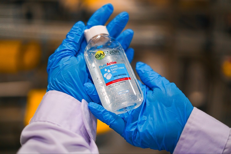 Singapore announces free distribution of hand sanitizers