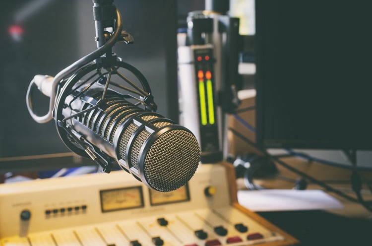 Wireless Microphones For Your iPhone