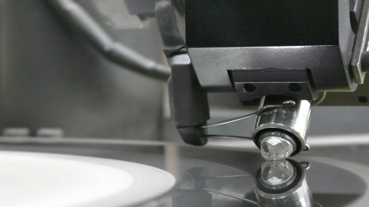 diamond cutting machine